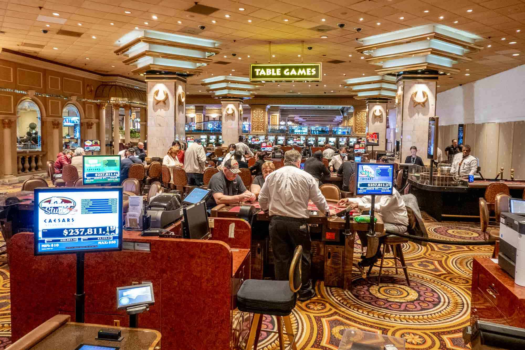 Blackjack Stratejileri: Ruyabet'te Başarıya Giden Yollar