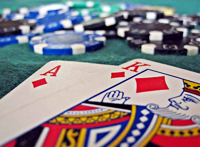 Slot Makinelerinde Kazanma Sanatı: Uzman Tavsiyeleri
